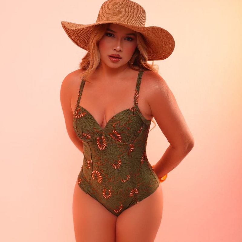 Maiô Verde Tropical com Bojo Fixo – Conforto e Elegância Natural